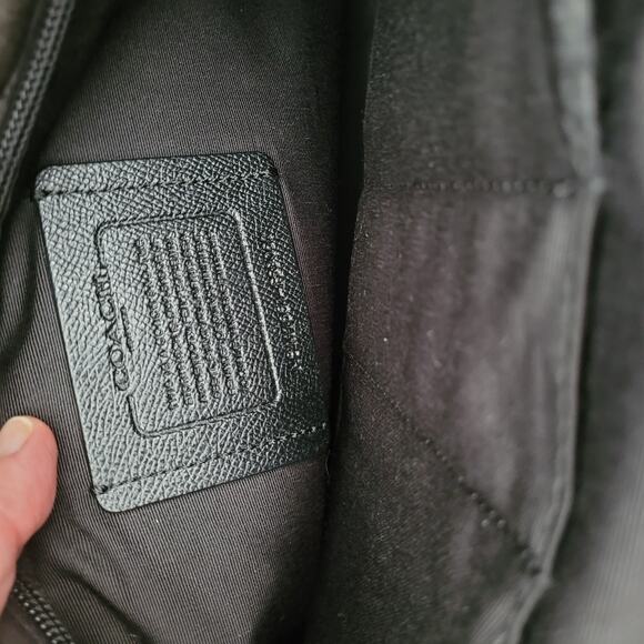 COACH Crossgrain Leather Briefcase Laptop Bag Black Unisex Large Zip 15x11x3 - Picture 6 of 15